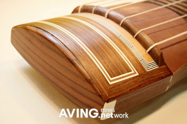 난계국악기제작촌가 선보인 거문고