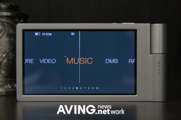 [포토] 레인콤, 스핀 휠 탑재한 '아이리버 스핀' 출시