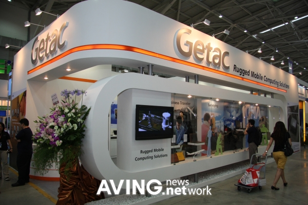 지텍(GETAC), 비즈니스 콘셉트 노트북 디자인 공개(1) 관련 사진