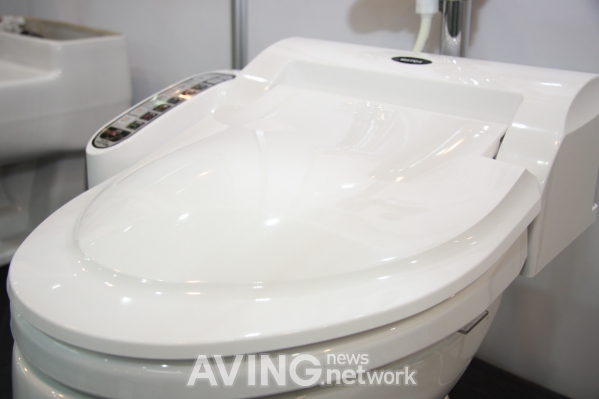 와토스코리아, 연속 온수 가능한 저가형 비데 'Bidet Loo' 선보여