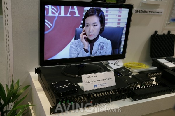 [KOBA 2011] 피아이인터내셔널, 디지털 영상 광전송 모듈 전원 공급용 랙 'BR-100' 관련 사진