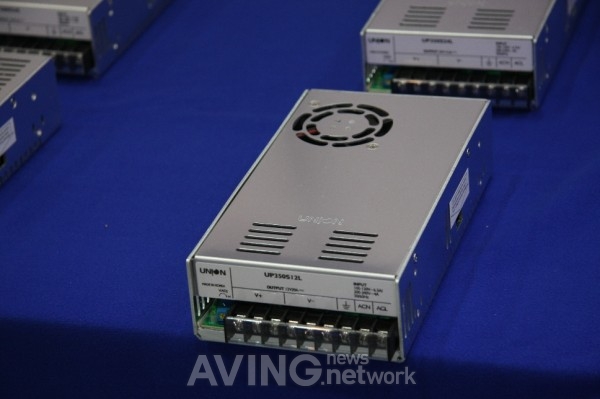 [KOSIGN 2011 현장] 유니온전자통신, LED 조명을 위한 SMPS 전시