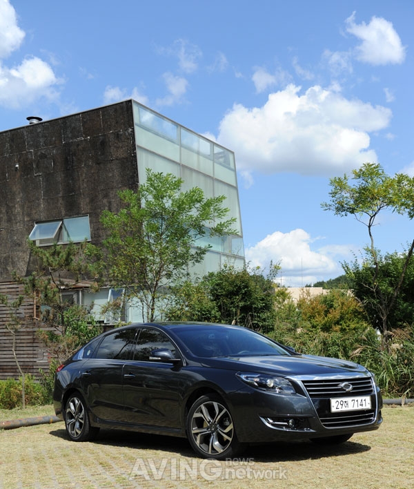 [시승기] 르노삼성, 조용함을 넘어 고요한 '올 뉴 SM7' 직접 타보니