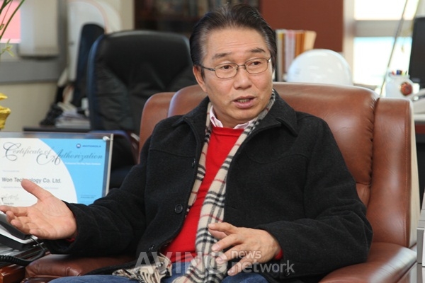 원테크놀로지, "6개월 사용하면 모발증가" 탈모 치료하는 '오아제헤어빔' 개발 관련 사진