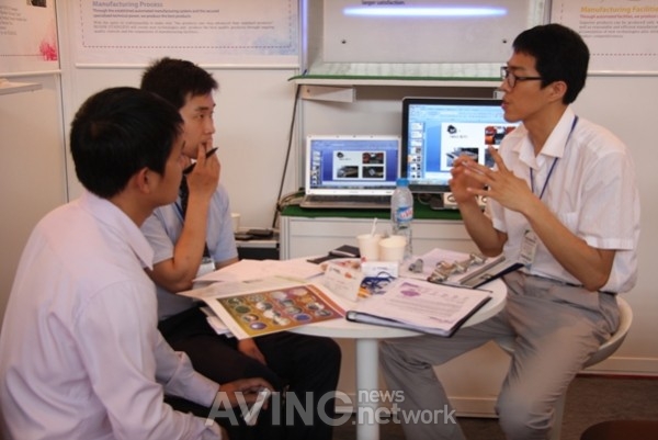 [ENTECH Hanoi 2012 현장] 부곡스텐레스, 스테인리스 봉재와 파이프 전시