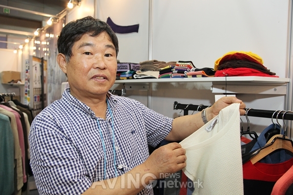 [PIS 2012 현장] 한보섬유, 다양한 무봉제 니트 선보여