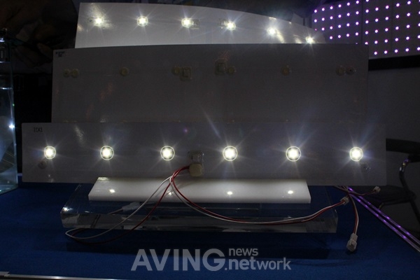 [LED EXPO] 디지아이의 평판 LED 조명 시스템 'DLM-S' 관련 사진