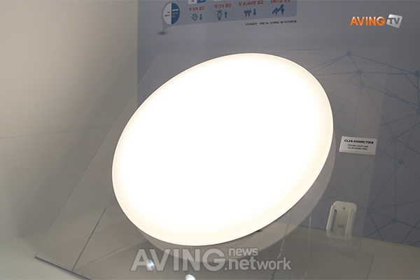 [LED & OLED EXPO 2014 영상] 삼진엘앤디, '실링나이트'와 '비틀조명' 선보여