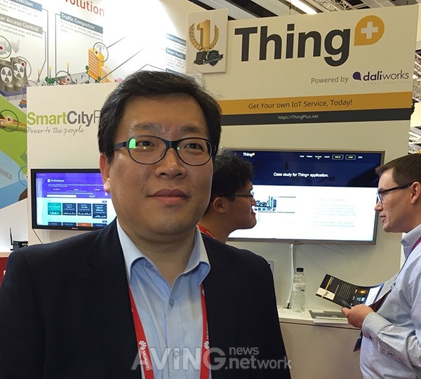[MWC 2016] 달리웍스, 신개념 IoT 클라우드 서비스 씽플러스 전시 관련 사진