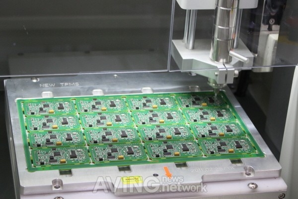 [EMK 2016] PCB Router와 Coating 장비 선두주자 '아이엠피이씨'