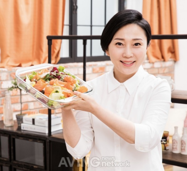 ㈜올박스, '김나운 프리미엄 알래스카 훈제 연어' 출시