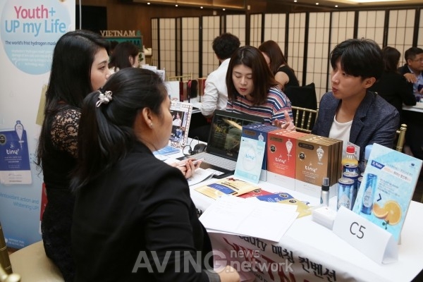[MIK Vietnam] 애니닥터헬스케어, 최초로 수소에센스를 개발해 만든 '수소샘 타이니 마스크' 소개