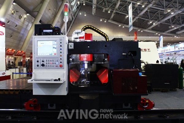 [WELDING KOREA 2018] 코텍, PLATE DRILLING & CUTTING MACHINE 'Twin-X' 전시