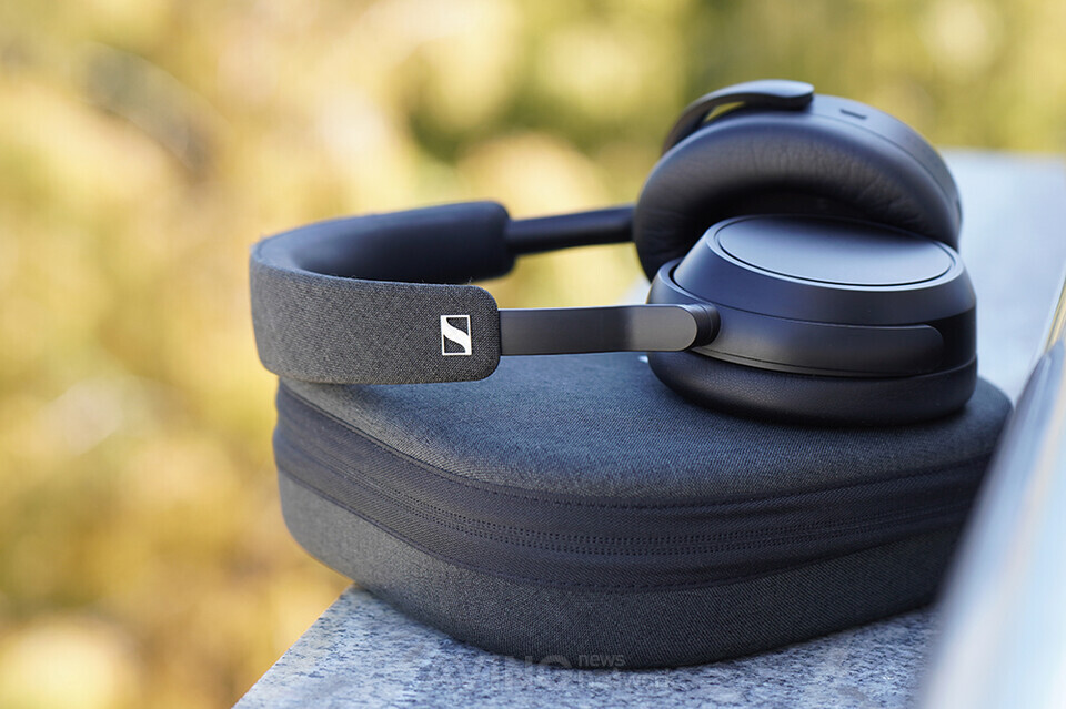 [리뷰] Headphone season is here! Sennheiser's wireless Bluetooth