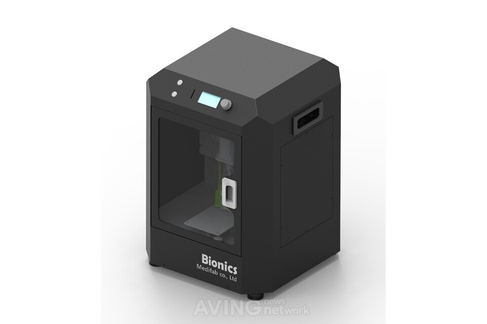 3D 바이오 프린터 ‘Bionics’ │사진 제공-메디팹