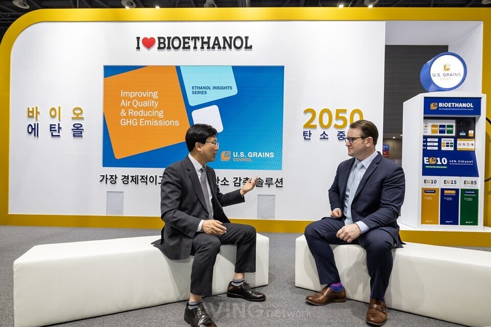 미국곡물협회 한국사무소 김학수 대표(좌), 미국곡물협회 조쉬 밀러 회장(우) │사진 제공-미국곡물협회 한국사무소