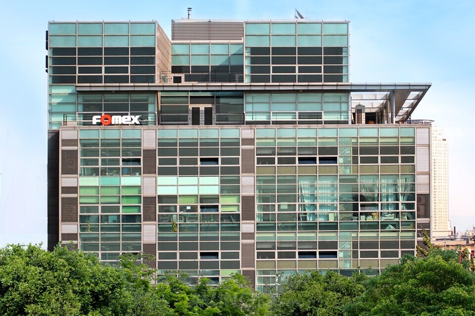 현대포멕스 관련 기사 사진 · 현대포멕스, KOBA 2023서 영화·방송 산업 위한 전문 조명 및 장비 선보인다... “다수의 특허로 기술 혁신 입증”