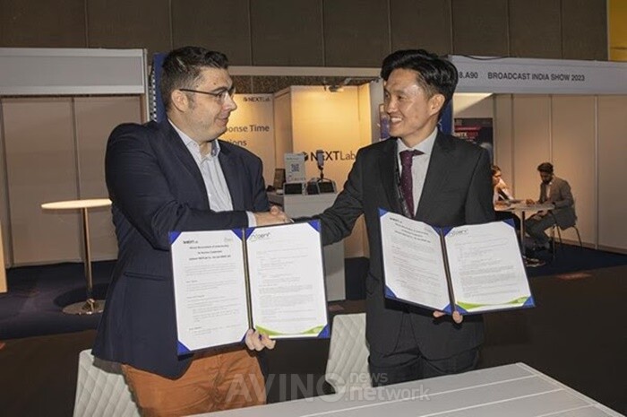 NAB 2022에서 nPerf사와 MOU를 체결하는 ㈜넥스트랩 김성민 대표 │사진 제공-넥스트랩