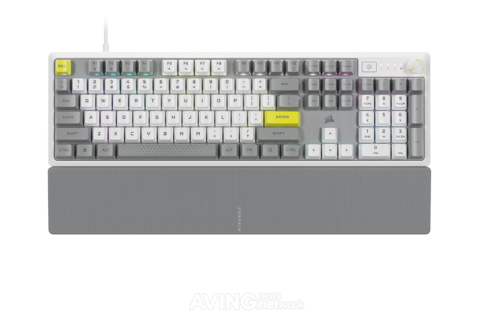 Modelo de edição especial do teclado K70 Core |  Imagem cortesia da Corsair