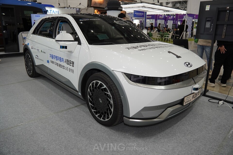 전기차 기반 공용 자율주행 차량 플랫폼 ‘IONIQ 5’ 전시 모습 | 촬영 ? 에이빙뉴스