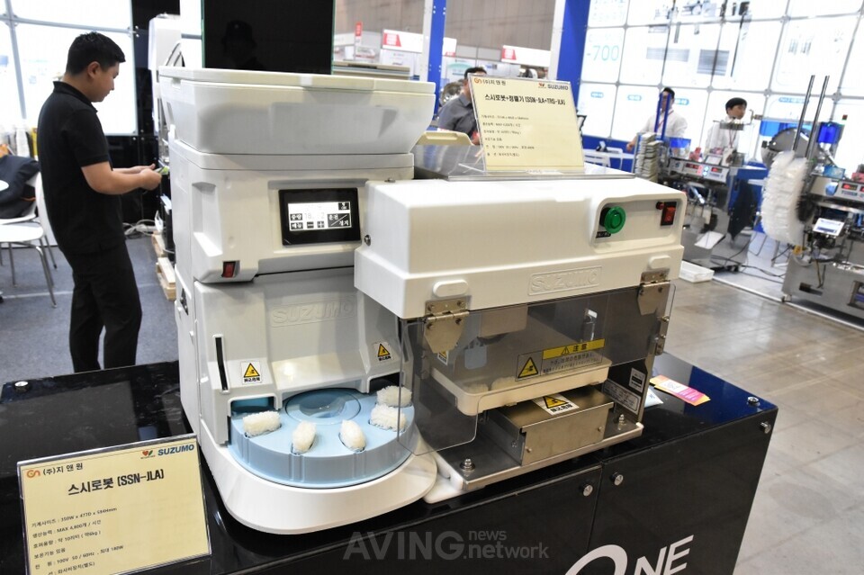 지앤원, 서울푸드 2024서 '소형 초밥 성형 로봇' 소개해... "독자적인 계량방... - 뉴스 썸네일 이미지