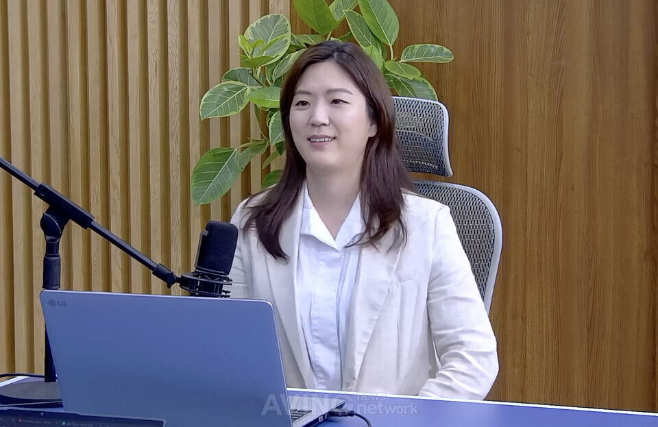 VIVA TECH 혁신기업 인터뷰 중인 '펄핏' 이선용 대표. I 촬영 - 에이빙뉴스