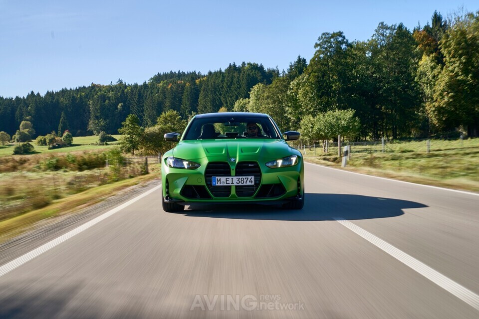 BMW 뉴 M3 컴페티션 세단 주행 모습. | 제공-BMW코리아