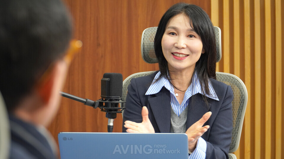 하이서울기업협회 협회장 취임 특집 인터뷰 중인 박미경 '㈜포시에스(FORCS)' 대표 I 촬영 - 에이빙뉴스