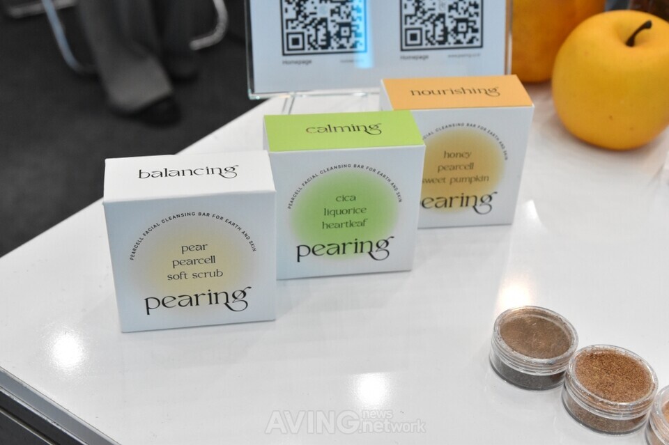 Pear Cell을 활용한 제품 전시 모습 | 촬영 – 에이빙뉴스