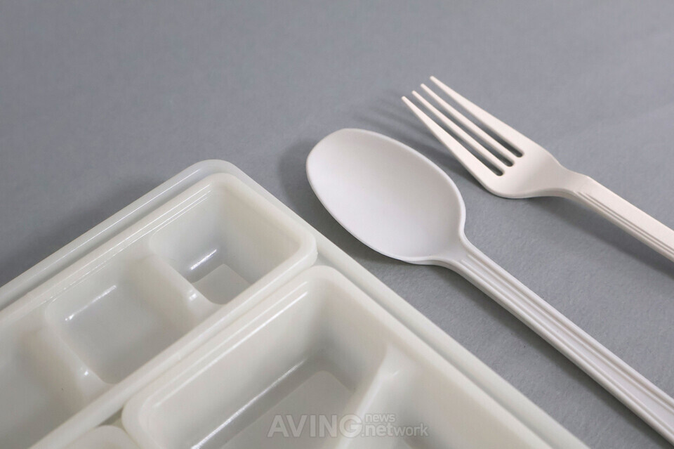 더데이원랩, 비바테크 2025서 천연 전분 기반의 바이오 플라스틱 'Retarc... - 뉴스 썸네일 이미지