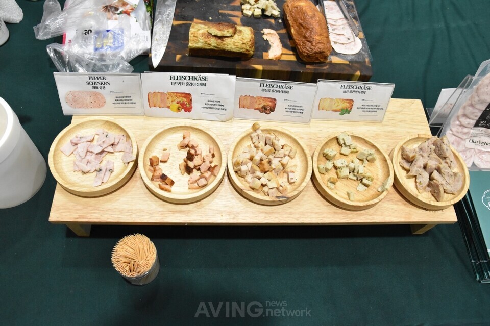 샤르베티에, 2025 농식품 테크 스타트업 창업 박람회서 '한국형 샤퀴테... - 뉴스 썸네일 이미지