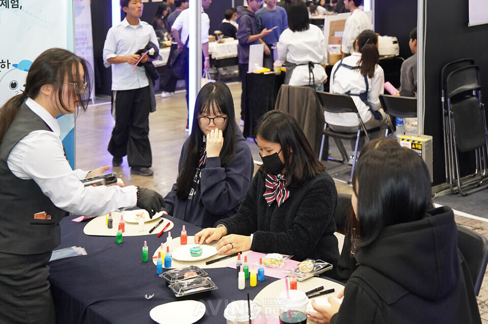 인천여상, 2025 청소년 비즈쿨 페스티벌서 인천 역사·상징 알리는 체험... - 뉴스 썸네일 이미지