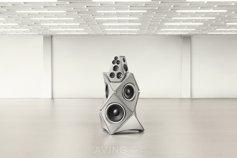 뱅앤올룹슨, 브랜드 100주년 헤리티지 재해석한 ‘베오랩 90 타이탄 에디션’ 공개