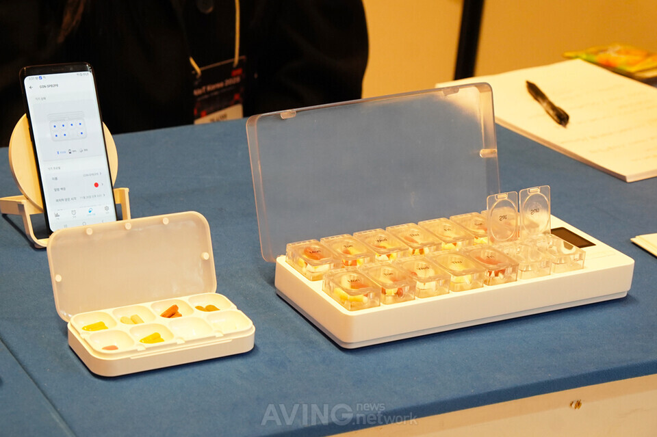 가시안, 2025 AIoT 국제전시회서 '스마트 약통' 출품... "지능화된 복약... - 뉴스 썸네일 이미지
