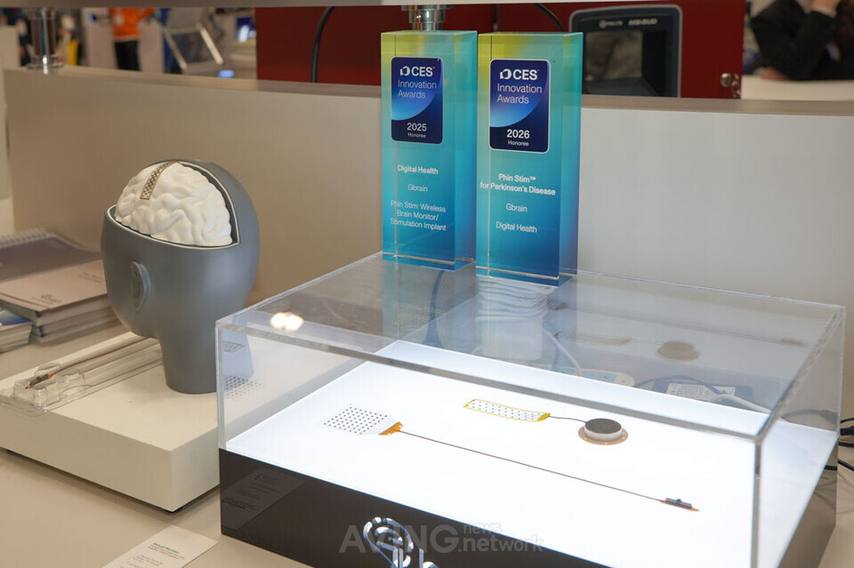 지브레인, CES 2026서 840억 수출 상담 유치... Phin Stim으로 신개념 뇌... - 뉴스 썸네일 이미지