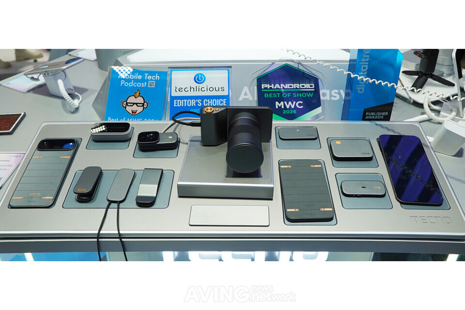 유니컨, MWC 2026서 고속 무선 통신 기술로 '모듈형 스마트폰' 비전 제시... - 뉴스 썸네일 이미지