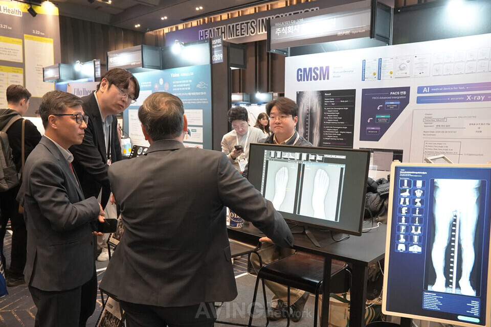 워크원오원, KIMES 2026서 AI 엑스레이 판독 소프트웨어 'GMSM' 선보여...... - 뉴스 썸네일 이미지