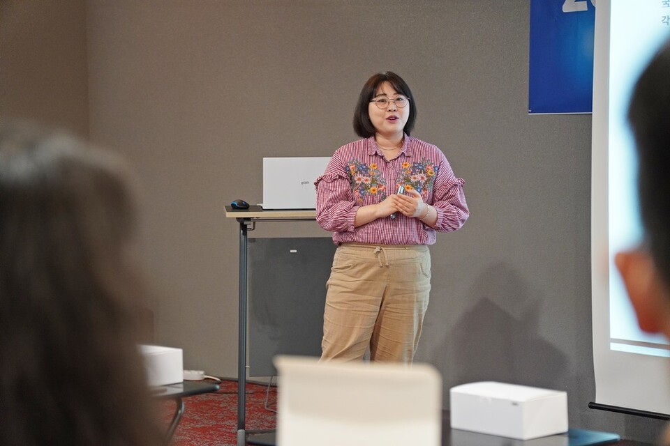 써드웍스, 씨엔티테크로부터 추가 투자 유치... AI 기반 무역 솔루션 '팔... - 뉴스 썸네일 이미지