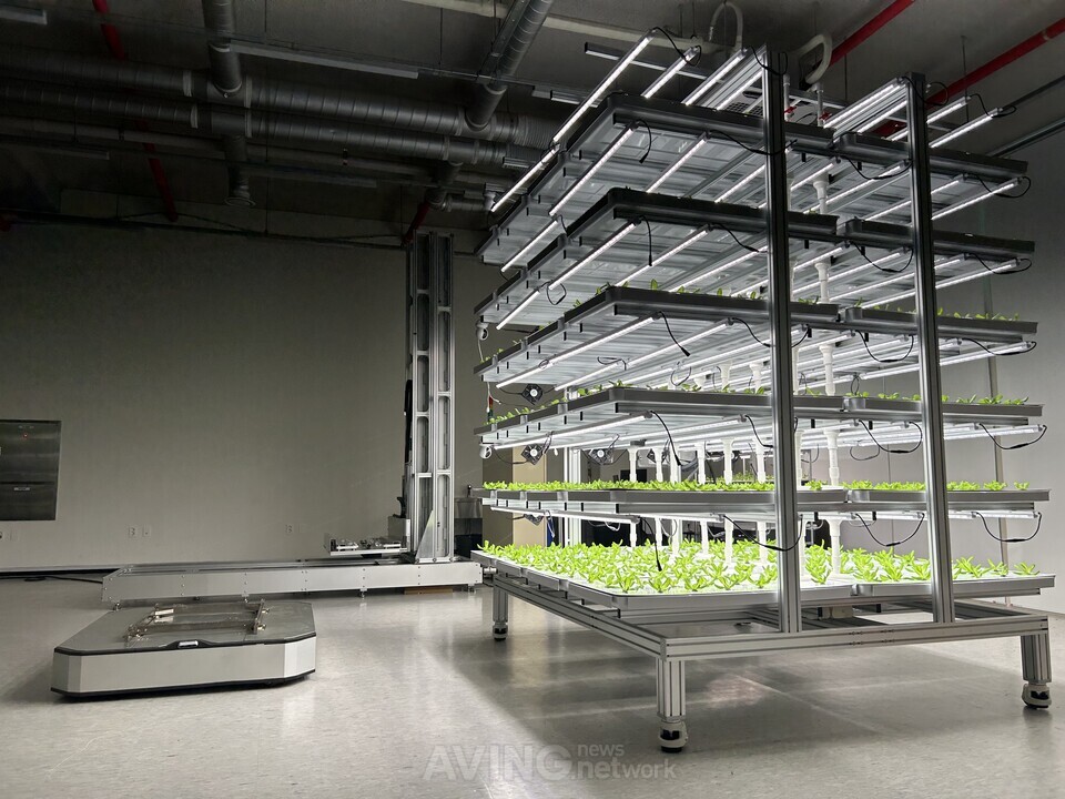 로웨인, AFPRO 2026서 로봇 수직농장 시스템 'INTELLI-FARM' 공개... "수직... - 뉴스 썸네일 이미지