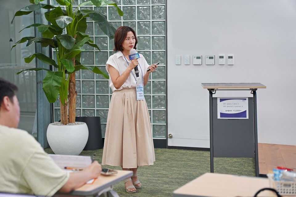 에코놀로지 오현정 대표가 3회차 판판데이에서 기업설명회를 진행하고 있다. ㅣ 촬영-에이빙뉴스