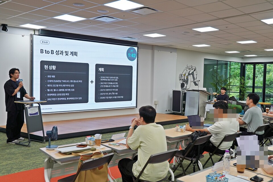 이준호 플럼로케이션 대표가 3회차 판판데이에 참가해 기업설명회를 진행하고 있다. ㅣ 촬영-에이빙뉴스