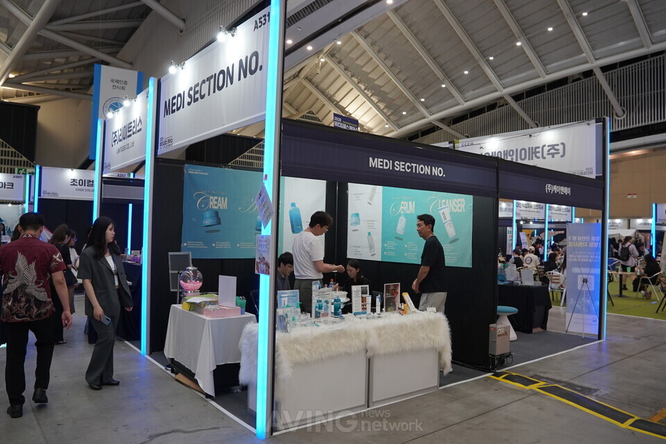 이노트, ‘2026 뷰티&헬스케어쇼’서 더마 코스메틱 브랜드 ‘MEDI SECTION’ 공개 관련 사진