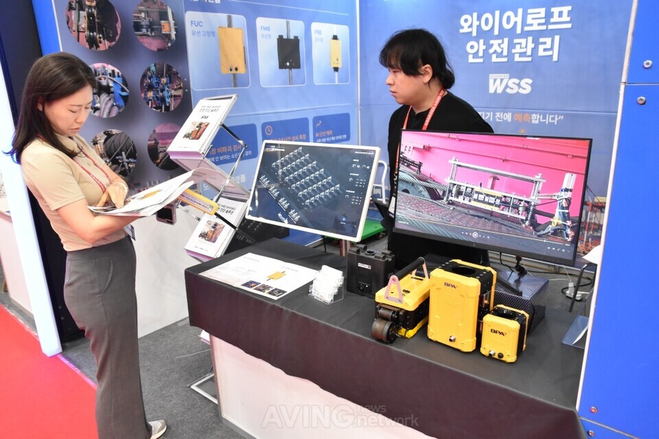 엔키아 관련 기사 사진 · 엔키아, K-SAFETY EXPO 2026서 ‘와이어로프 상태 모니터링 시스템’ 소개나서…“실시간 진단으로 산업현장 안전성 높인다!”