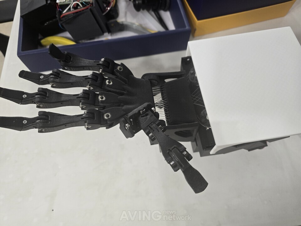 1억 개 삼각형의 짐을 덜다... 그리네타, 3D 데이터 최적화 솔루션 선보... - 뉴스 썸네일 이미지